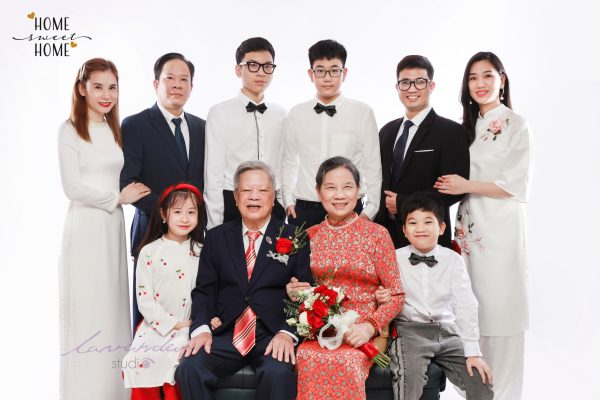 Báo giá chụp ảnh gia đình Tết 2026 tại Hà Nội – Nhiều gói dễ lựa chọn